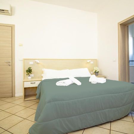 Athena Rooms - Parcheggio Privato Bologna Exterior photo