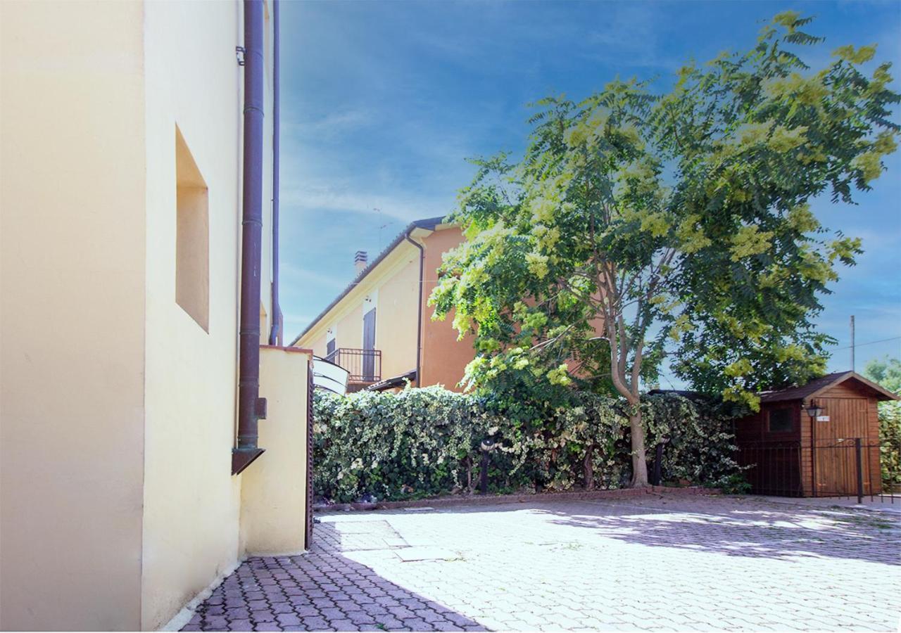 Athena Rooms - Parcheggio Privato Bologna Exterior photo