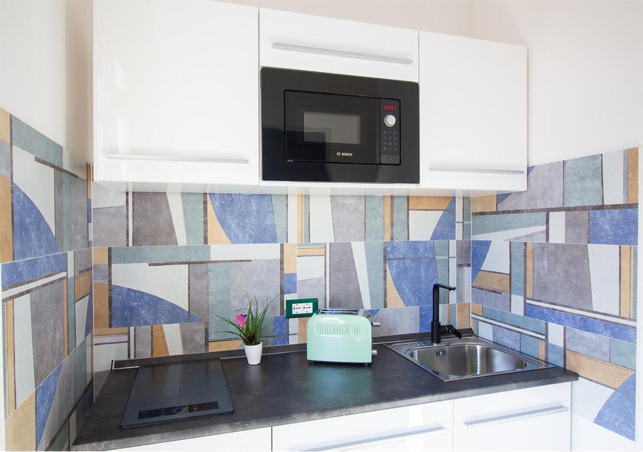 Athena Rooms - Parcheggio Privato Bologna Exterior photo