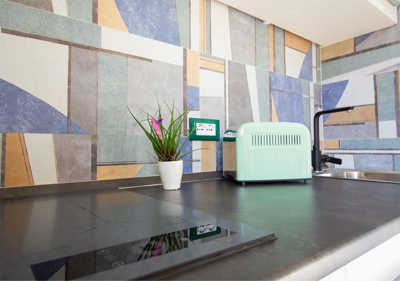 Athena Rooms - Parcheggio Privato Bologna Exterior photo