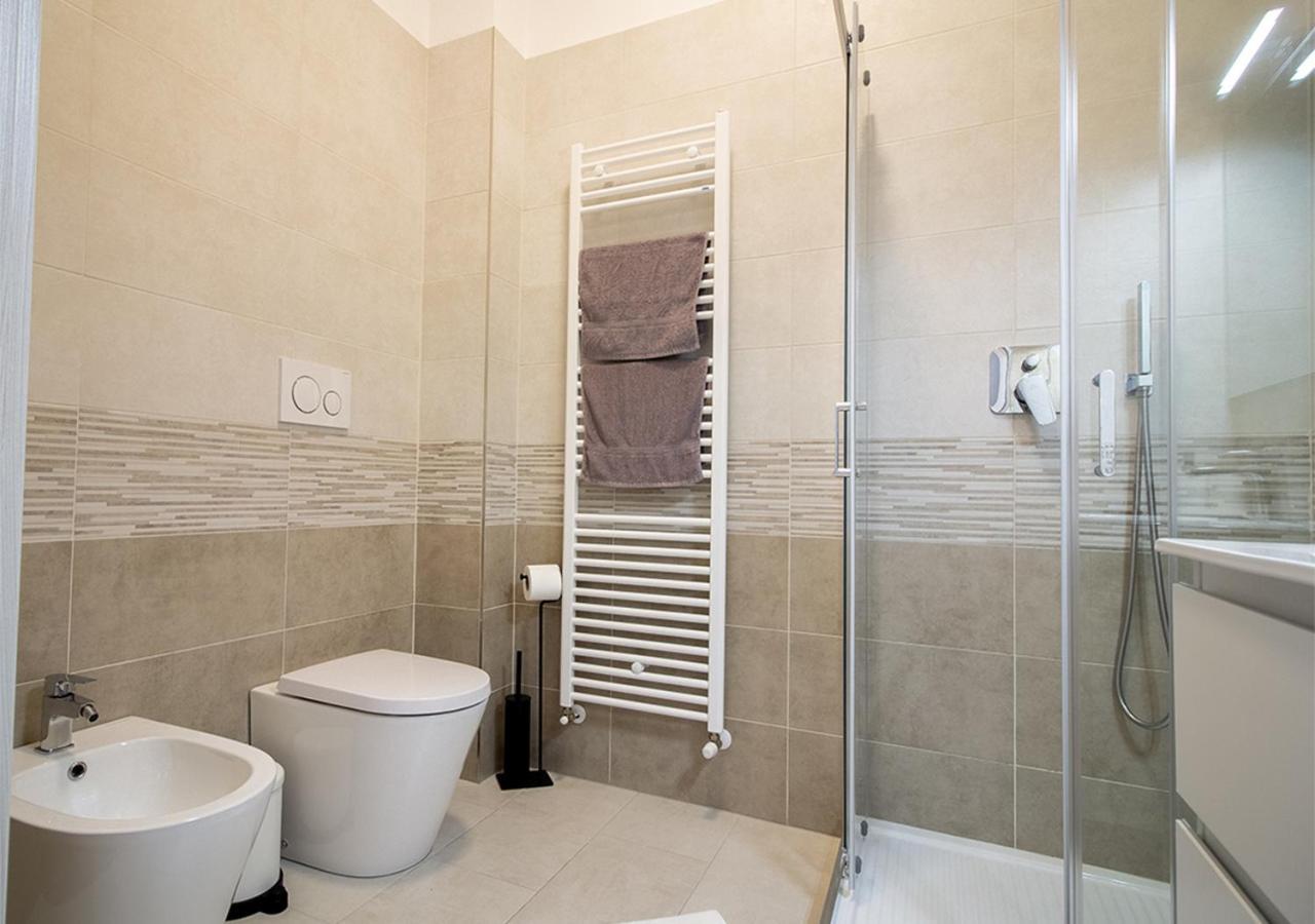 Athena Rooms - Parcheggio Privato Bologna Exterior photo